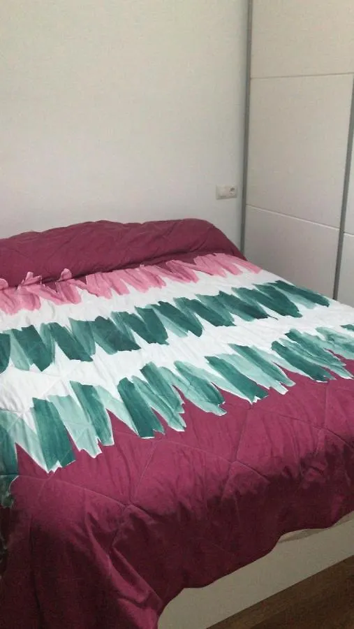 Apartamento Estudio Loft En El Centro Para 3 O 4 Personas Cama Doble Y Sofa Cama Check In A Partir De Las 15 Y 30 Min Pm Y Check Out Hasta Las 11 H Y 59 M Am Con Wifi Piscina Impresionante Con Tumbonas Y Bar Abierto De 12 A 20 Pm Torremolinos Apartment