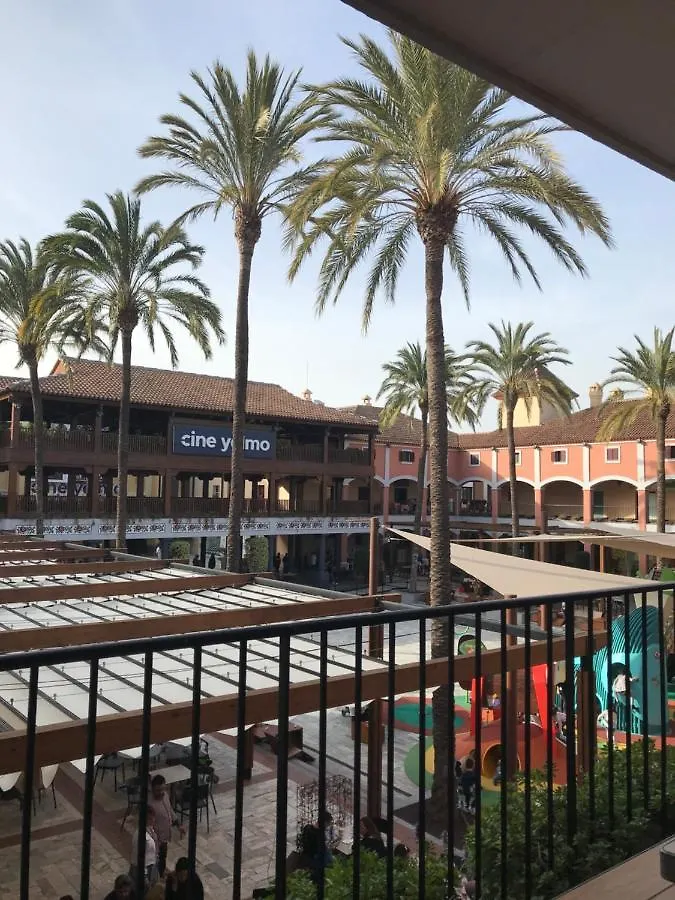 Apartment Apartamento Estudio Loft: Centro Céntrico con WiFi y Check-out Tardío Torremolinos