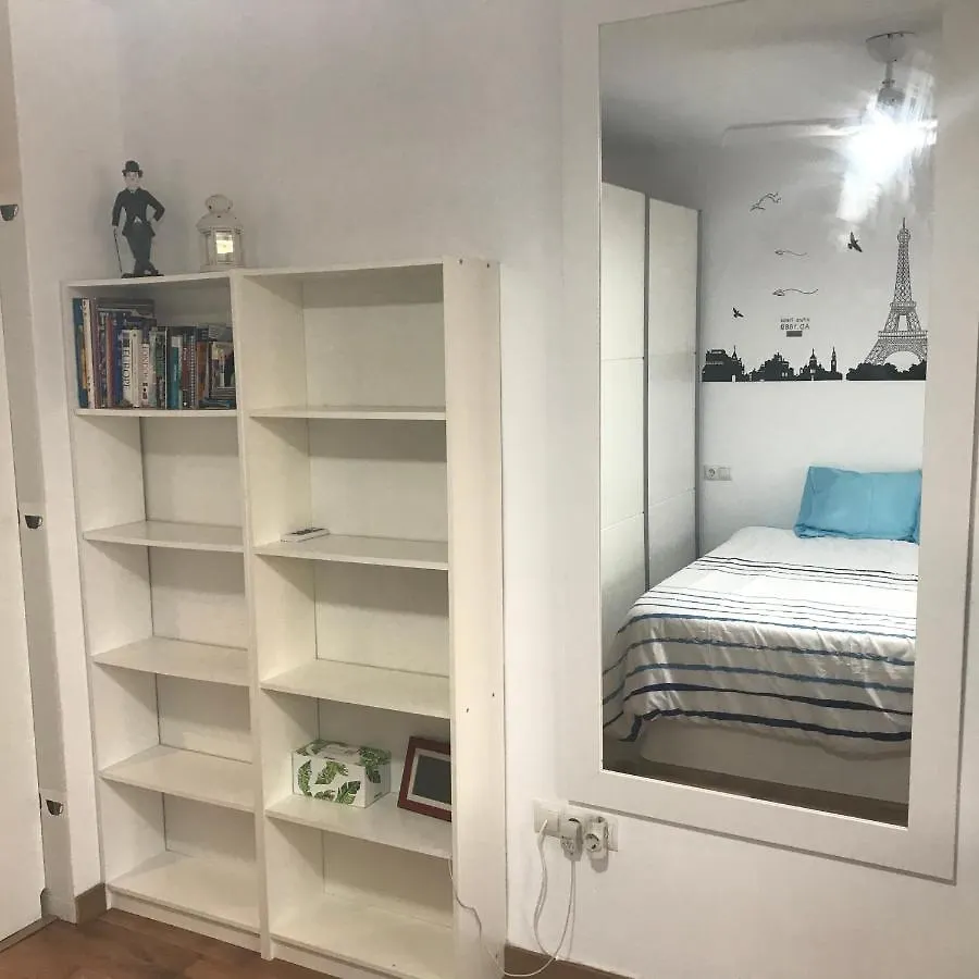 Apartment Apartamento Estudio Loft: Centro Céntrico con WiFi y Check-out Tardío Torremolinos